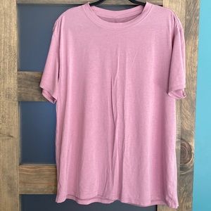 LULULEMON pink oversized t-shirt